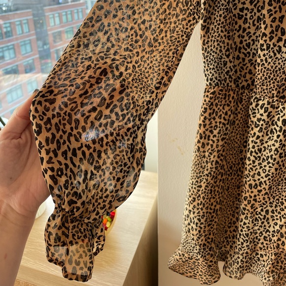 leopard long sleeve flowy dress - Picture 3 of 9